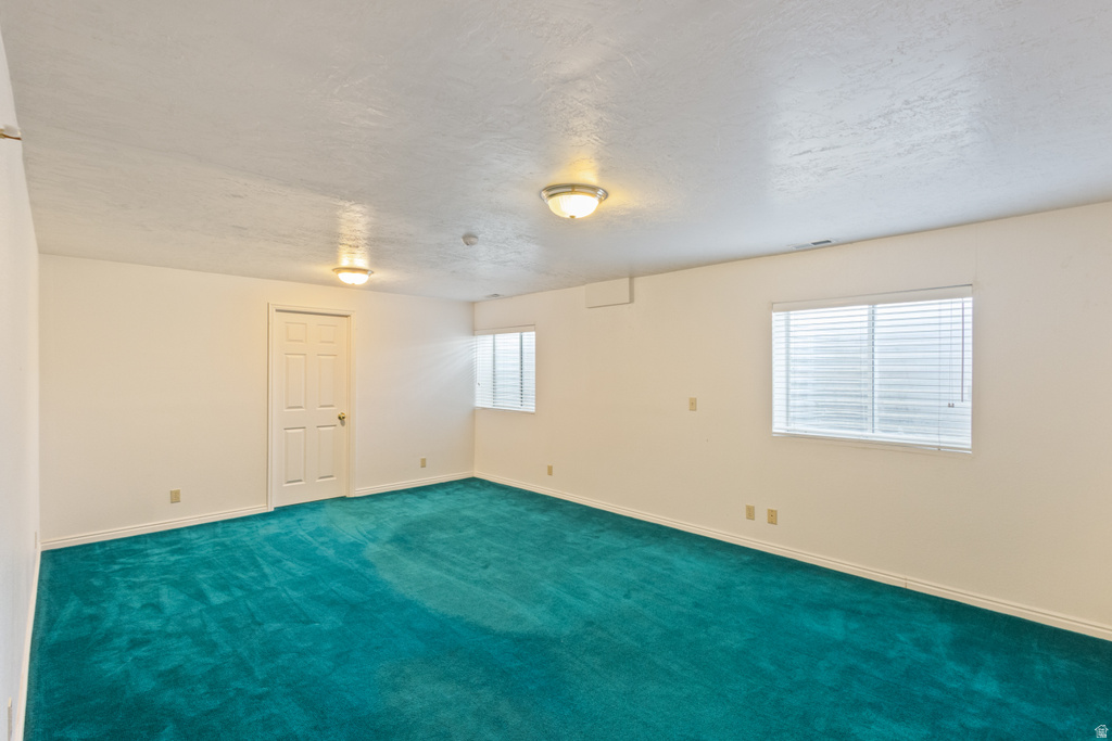 6372 W 10400 N Highland, UT 84003