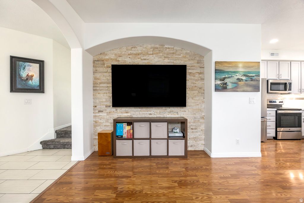 634 CANTERBURY LN North Salt Lake, UT 84054