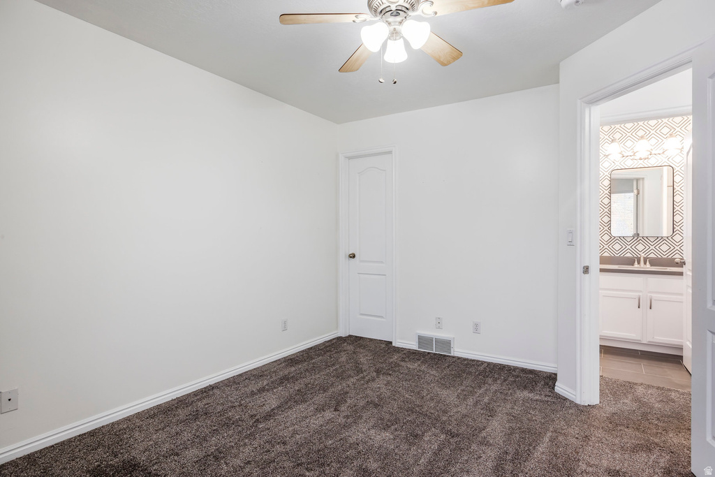 634 CANTERBURY LN North Salt Lake, UT 84054