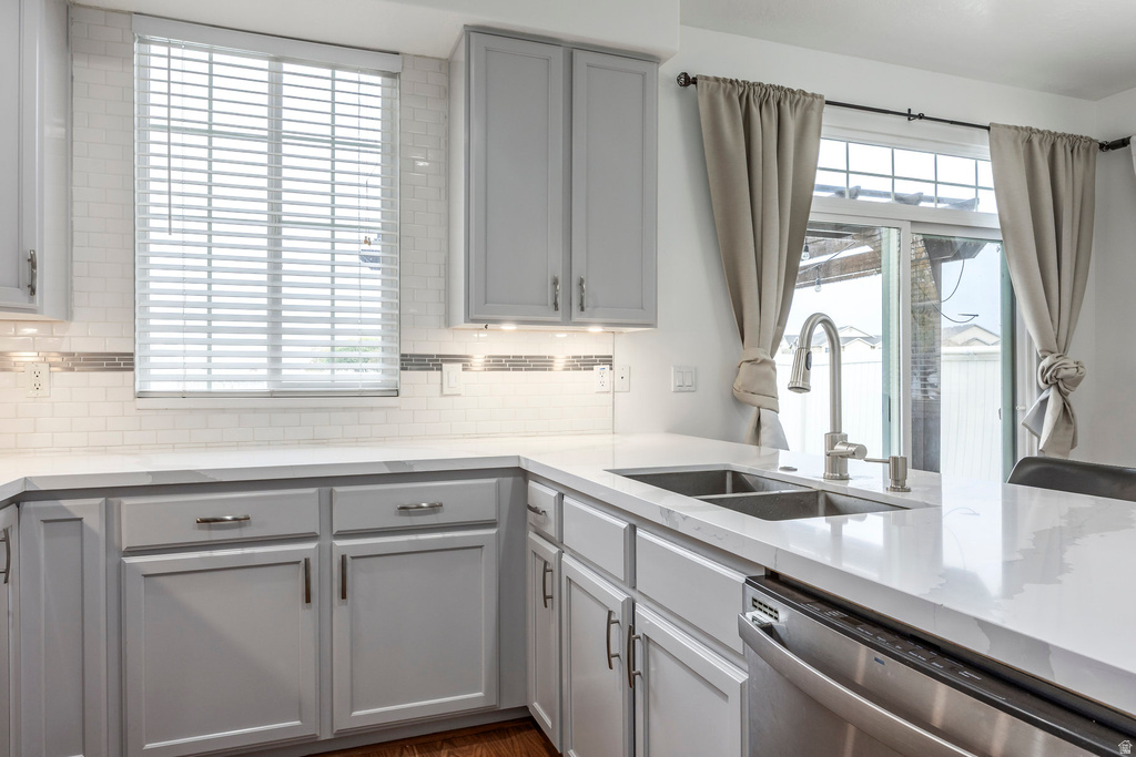 634 CANTERBURY LN North Salt Lake, UT 84054