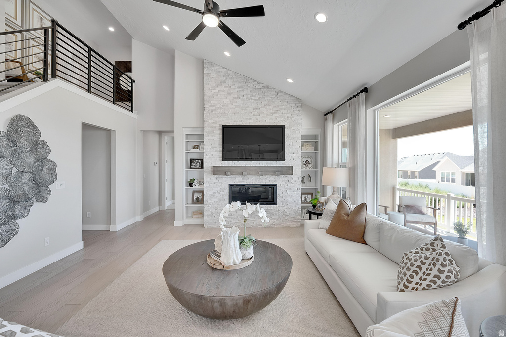 8761 N LAKESHORE DR #1203 Lake Point, UT 84074