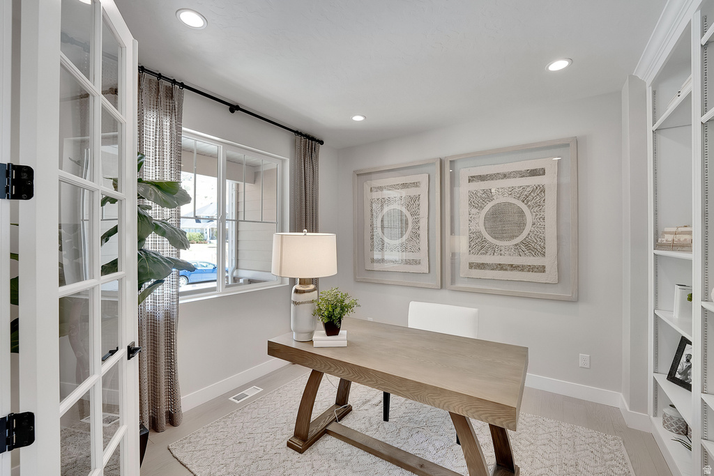 8761 N LAKESHORE DR #1203 Lake Point, UT 84074