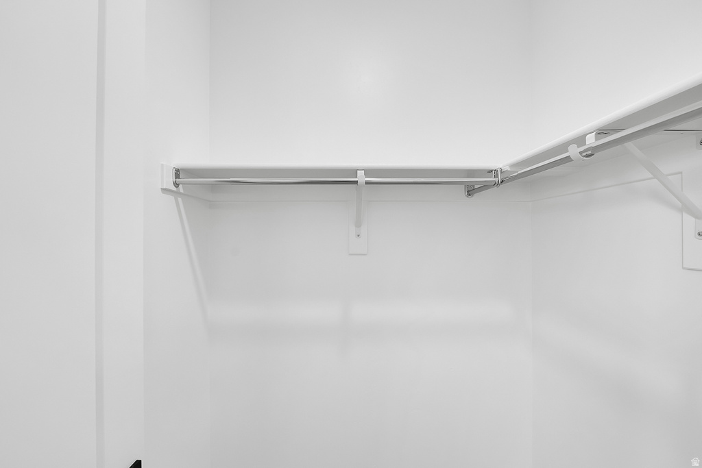 8761 N LAKESHORE DR #1203 Lake Point, UT 84074