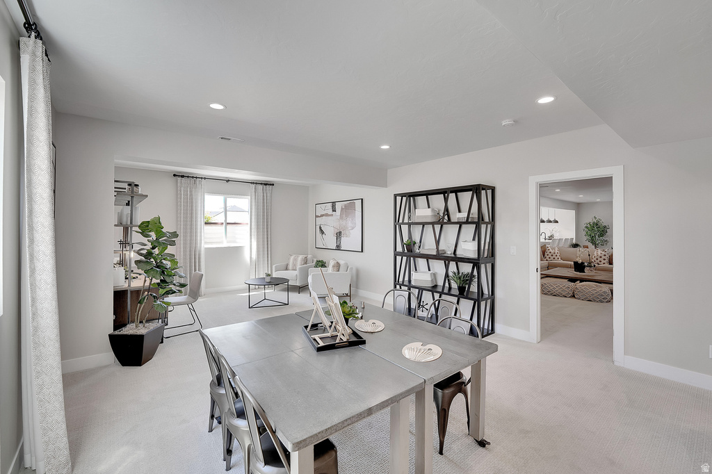 8761 N LAKESHORE DR #1203 Lake Point, UT 84074