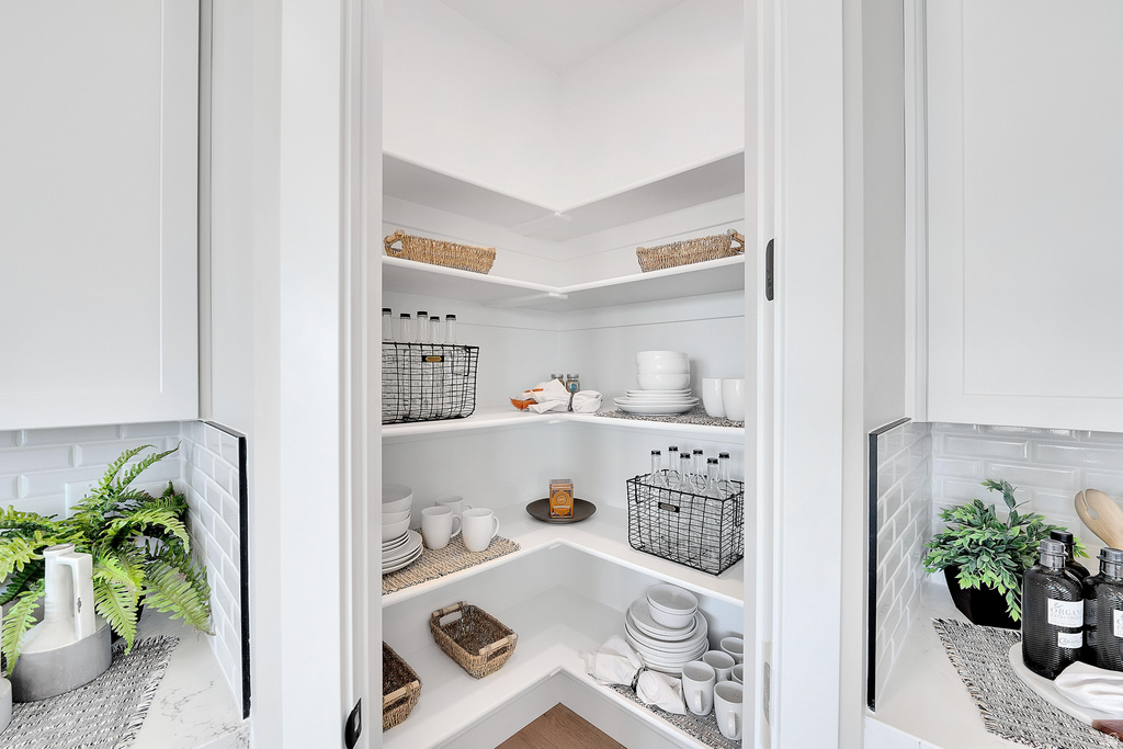 8761 N LAKESHORE DR #1203 Lake Point, UT 84074