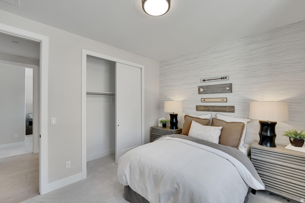 8761 N LAKESHORE DR #1203 Lake Point, UT 84074