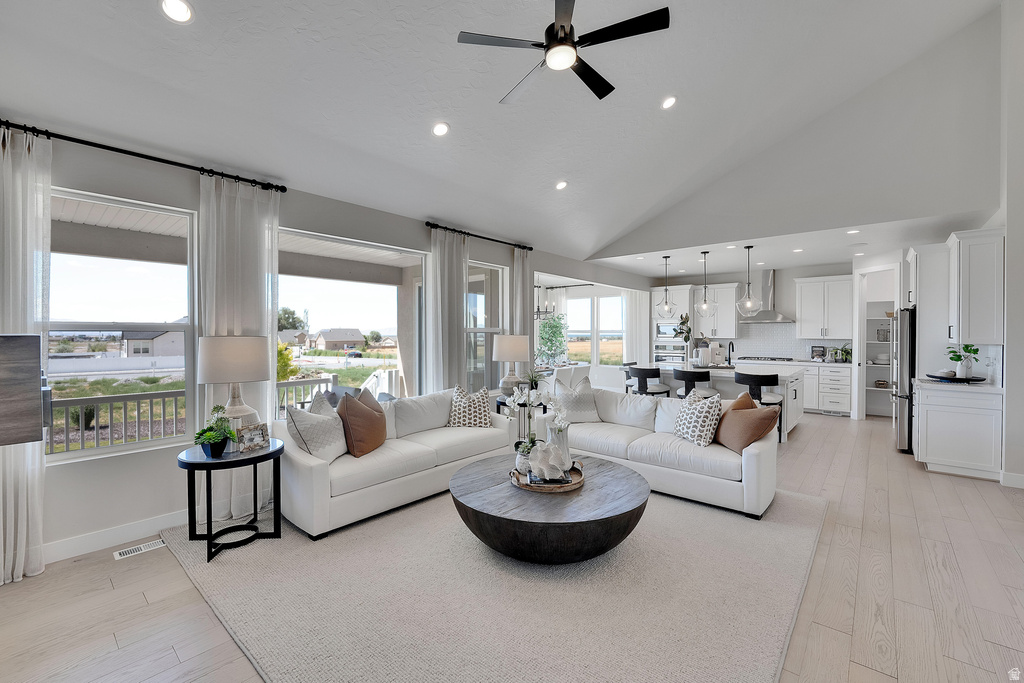 8761 N LAKESHORE DR #1203 Lake Point, UT 84074