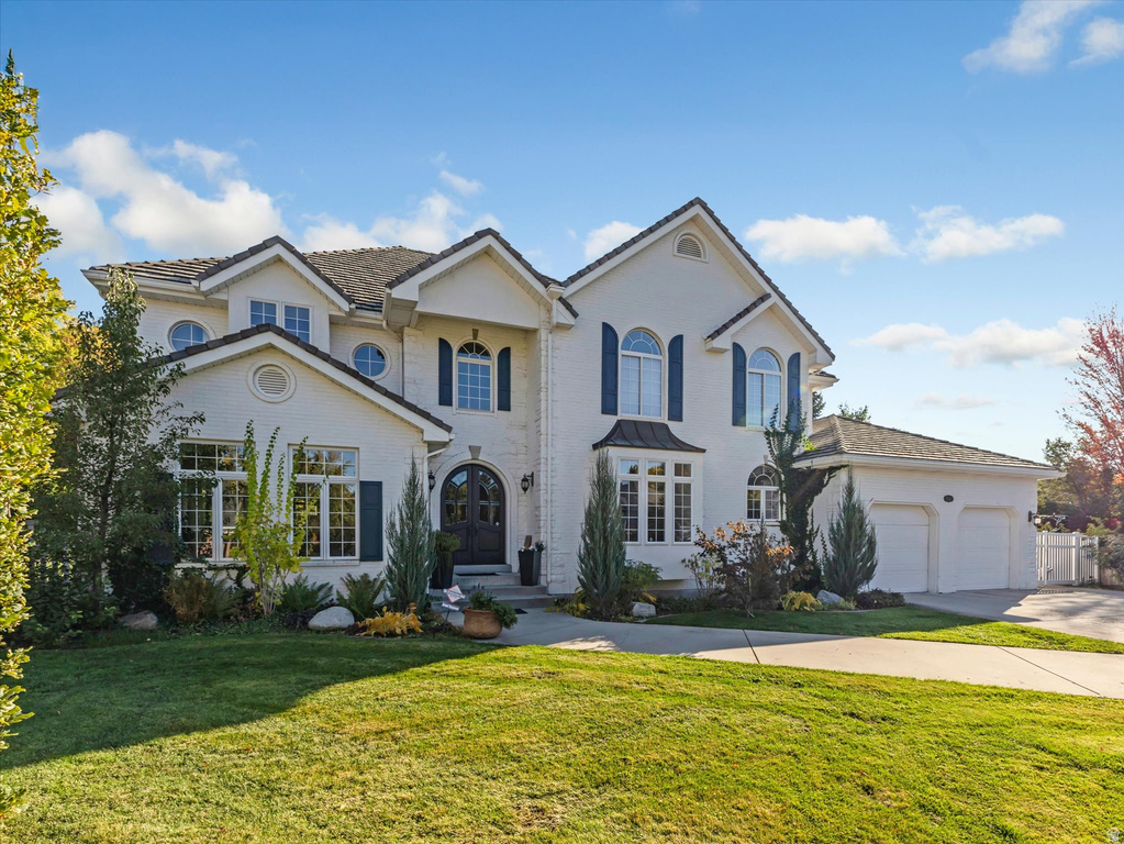 7641 S MARY ESTHER CIR Sandy, UT 84093