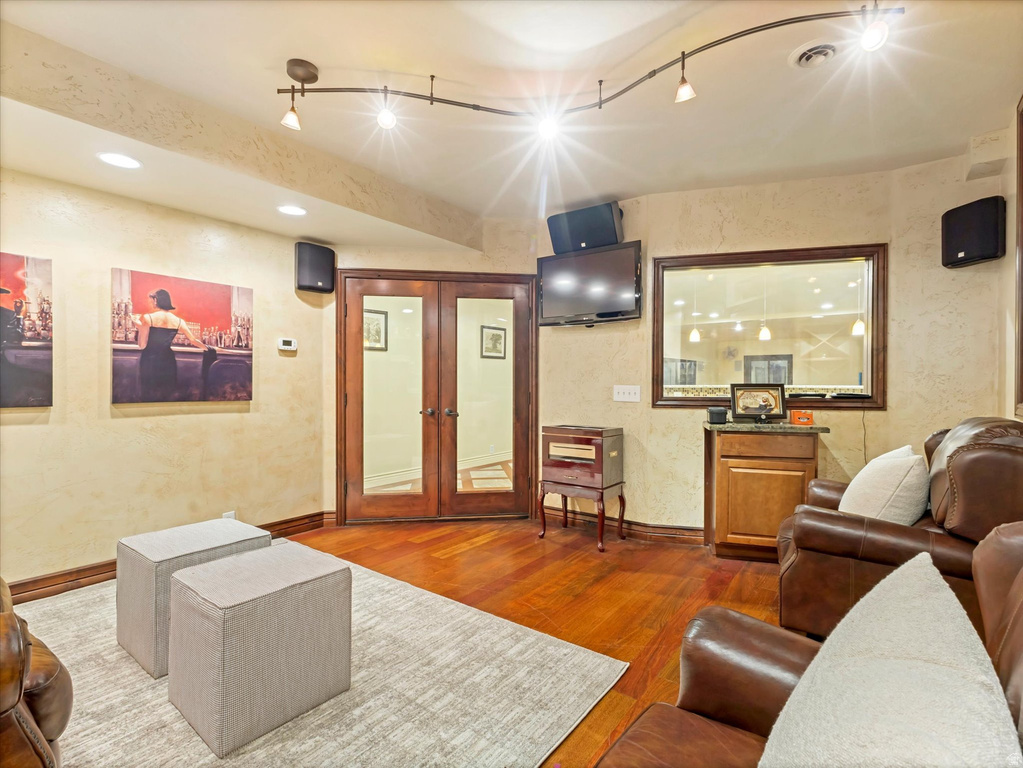 7641 S MARY ESTHER CIR Sandy, UT 84093