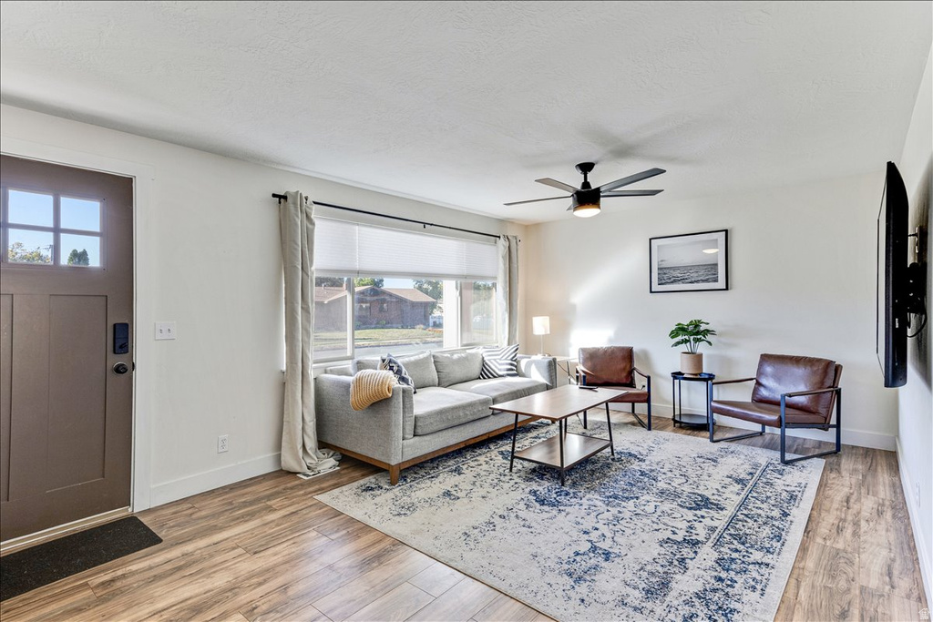 1954 W ANN ST Layton, UT 84041