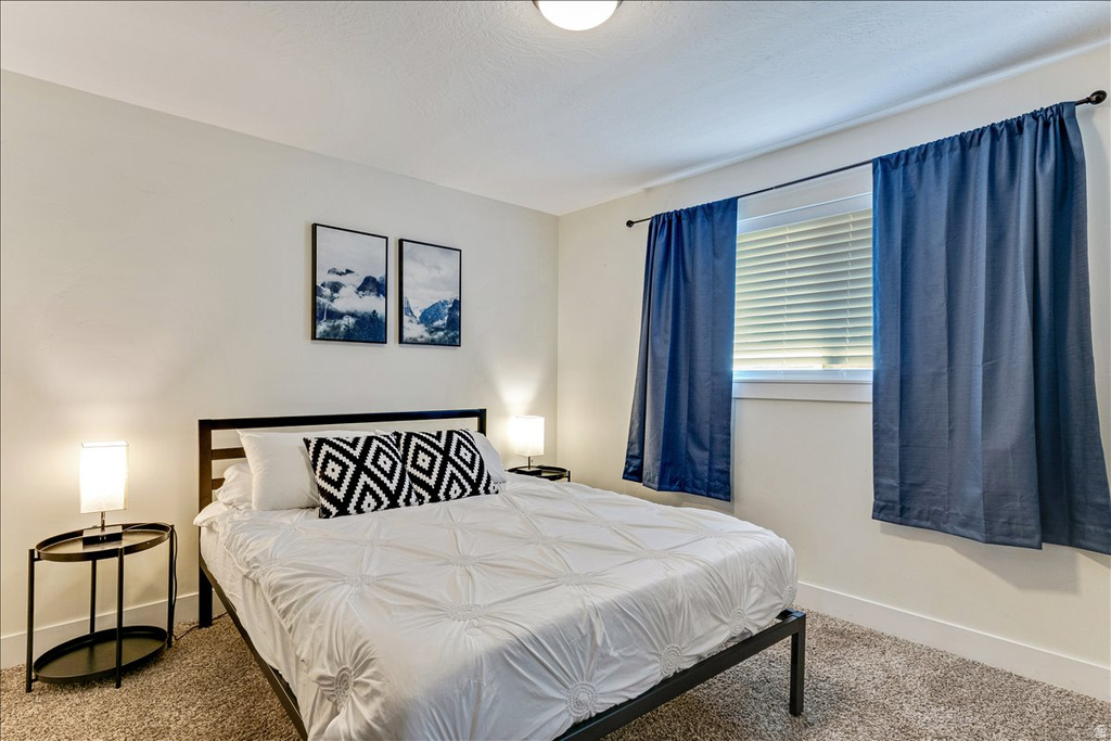 1954 W ANN ST Layton, UT 84041