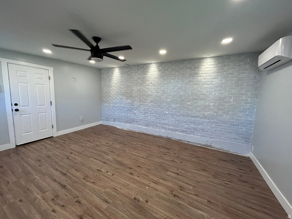 1954 W ANN ST Layton, UT 84041