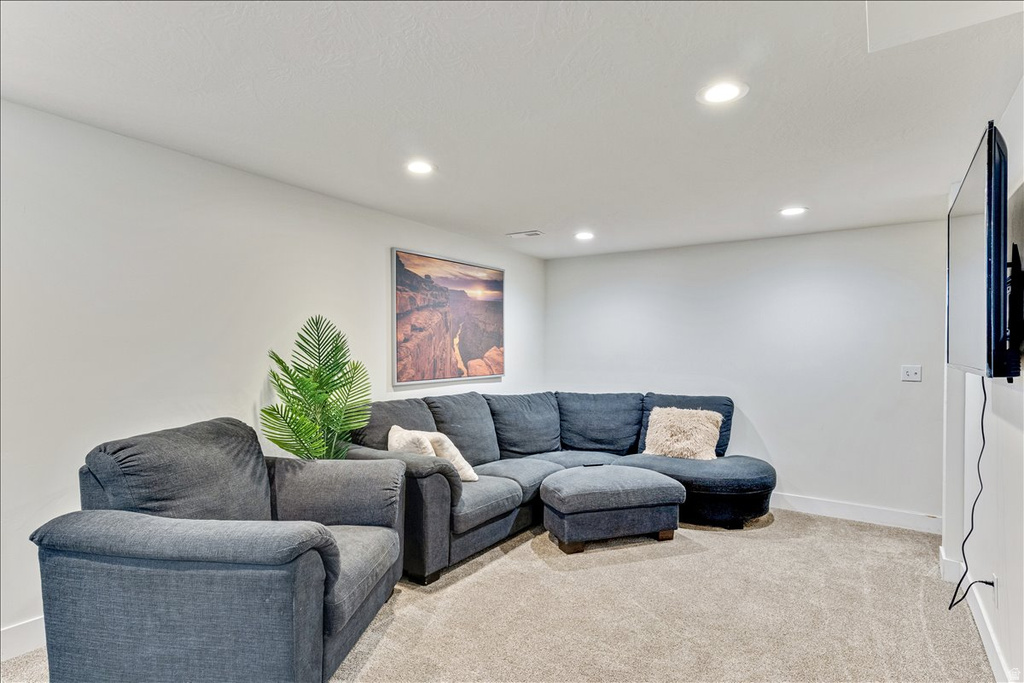 1954 W ANN ST Layton, UT 84041