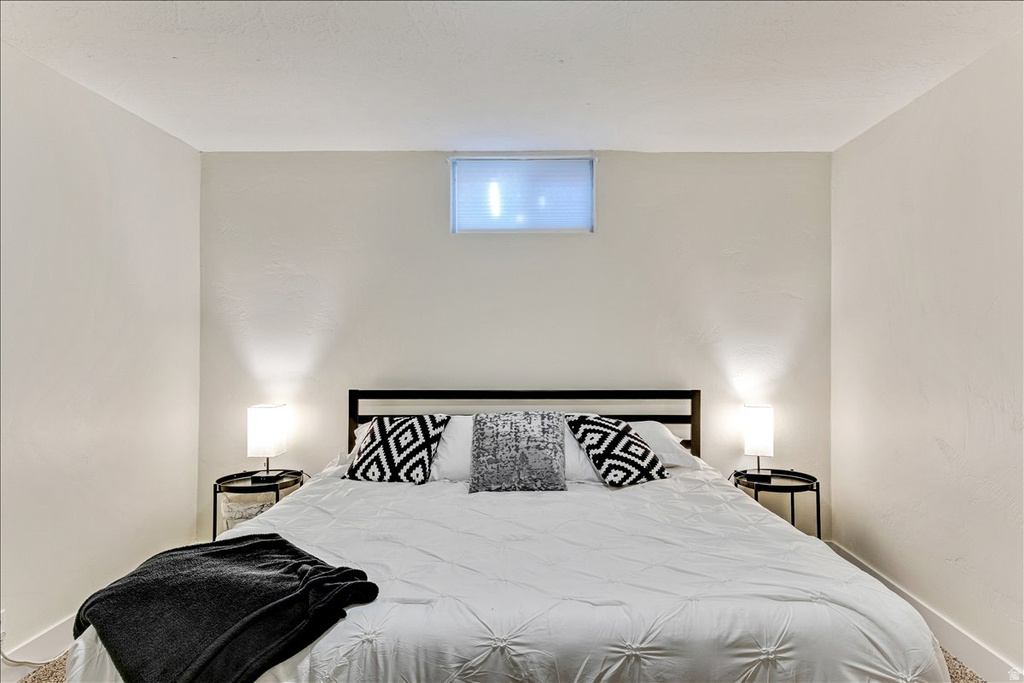 1954 W ANN ST Layton, UT 84041