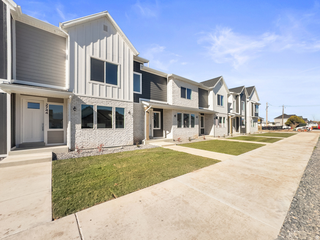 2744 S Allison Way #211