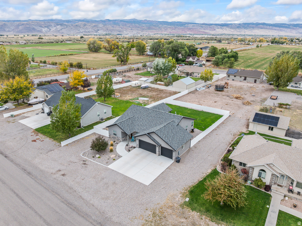 57 E 200 N Annabella, UT 84711