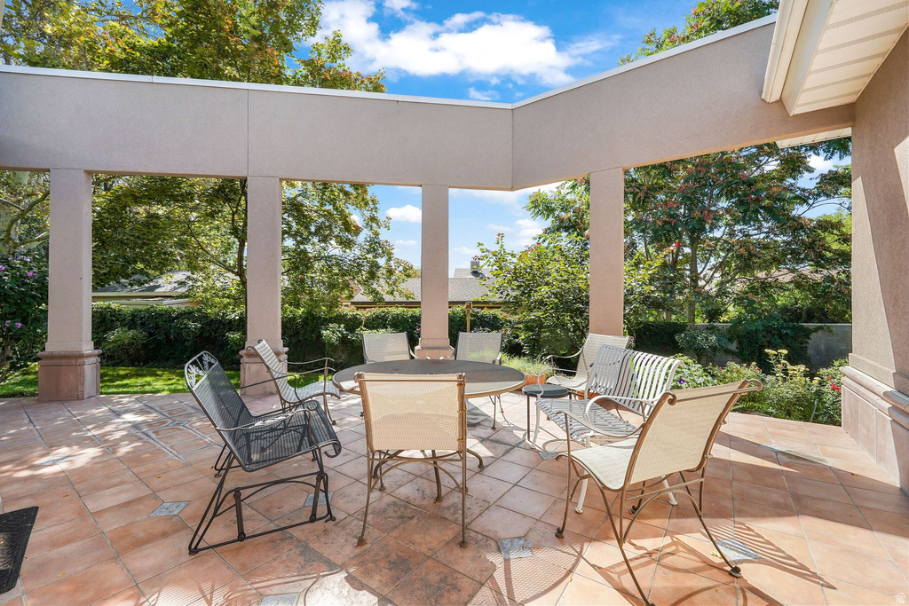 Photo 19 for MLS #2120372 at 2106 E Connor Park Cv