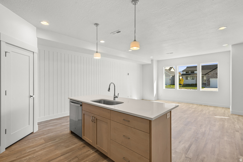 2742 S ALLISON WAY #212 Syracuse, UT 84075