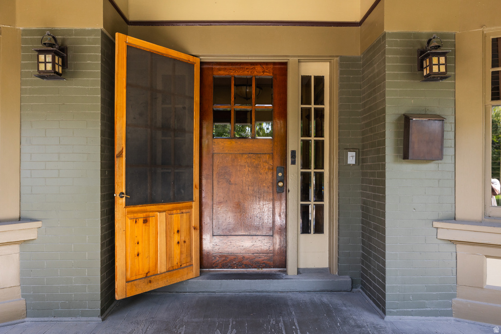 Photo 2 for MLS #2120387 at 216 B St