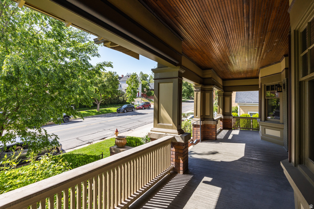 Photo 3 for MLS #2120387 at 216 B St