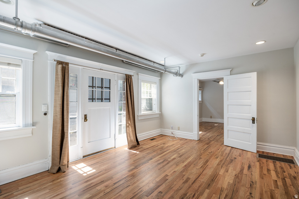 Photo 21 for MLS #2120387 at 216 B St