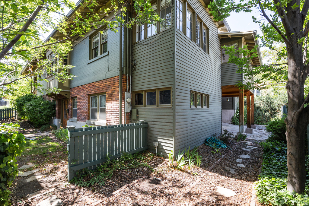 Photo 37 for MLS #2120387 at 216 B St