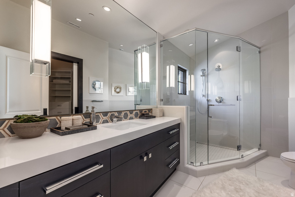 5618 E SOUTH FORK RD Provo, UT 84604