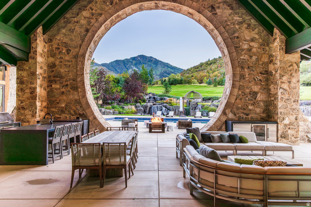 5618 E SOUTH FORK RD Provo, UT 84604