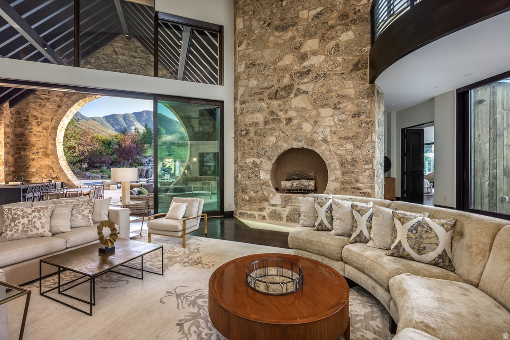 5618 E SOUTH FORK RD Provo, UT 84604