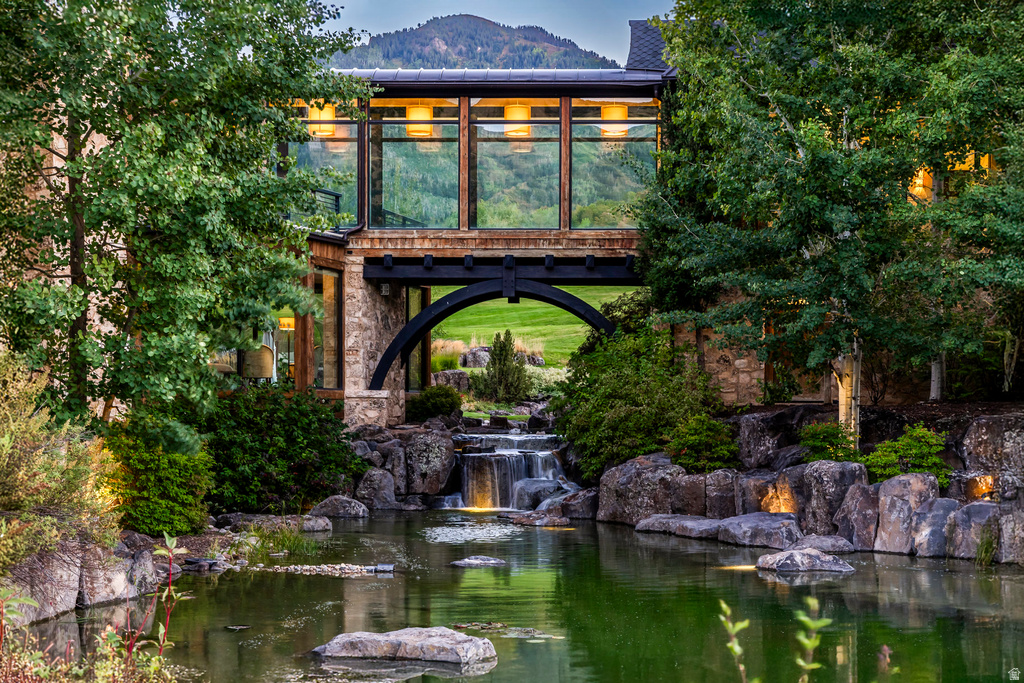 5618 E SOUTH FORK RD Provo, UT 84604