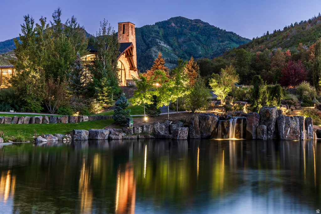 5618 E SOUTH FORK RD Provo, UT 84604