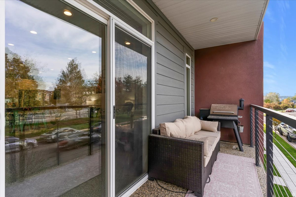 438 E DEPOT ST Clearfield, UT 84015