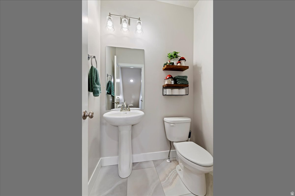 438 E DEPOT ST Clearfield, UT 84015