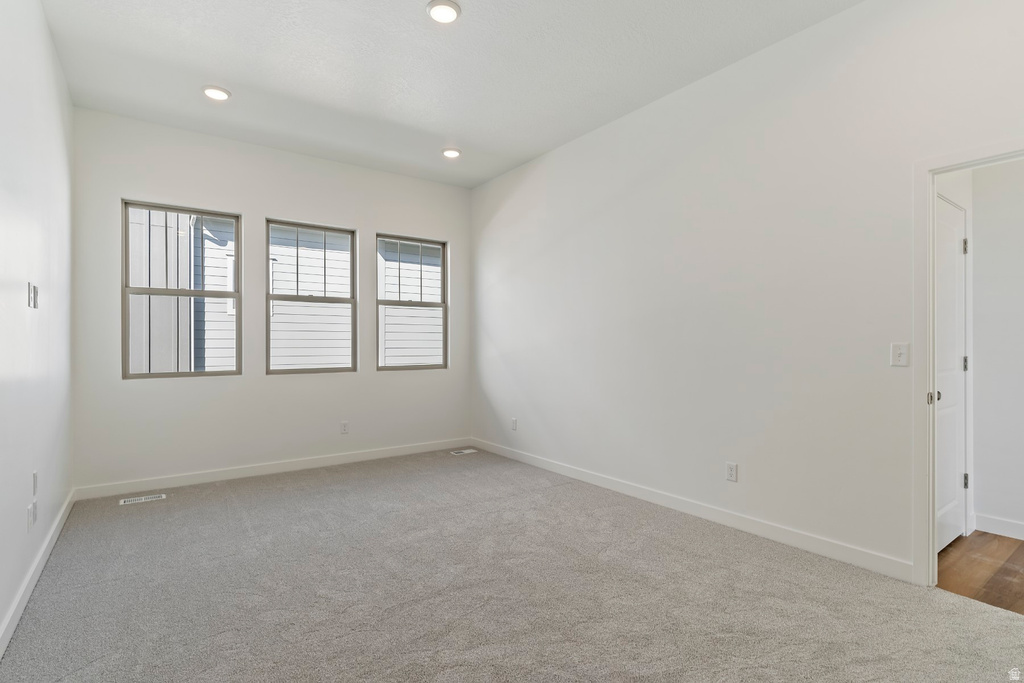 7034 W TERRAINE RD West Jordan, UT 84081