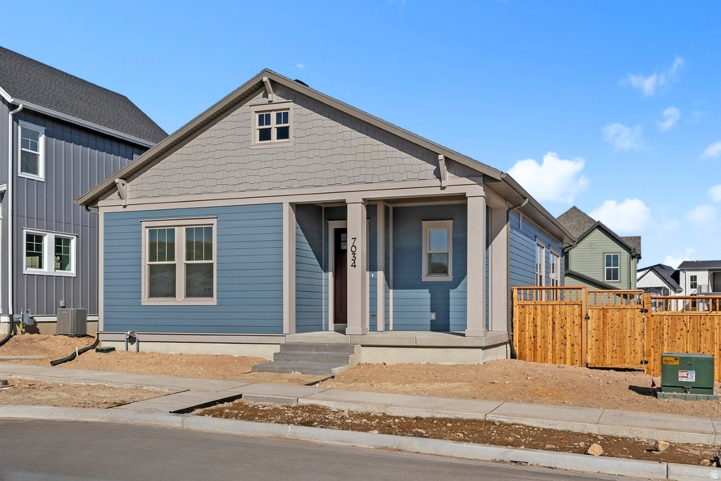 7034 W TERRAINE RD West Jordan, UT 84081