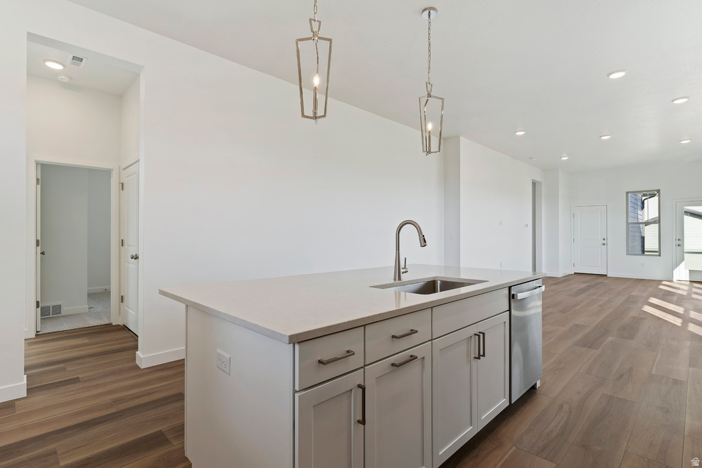 7034 W TERRAINE RD West Jordan, UT 84081