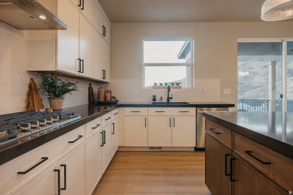 1651 W CANYON RIM RD Lehi, UT 84048