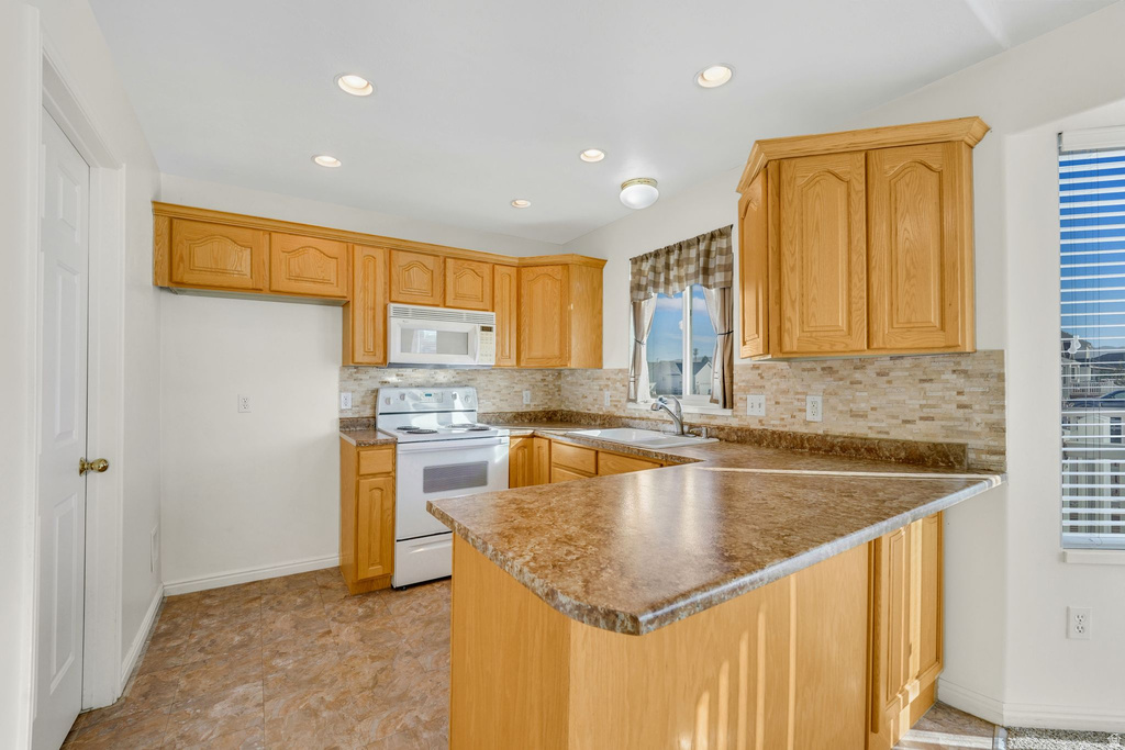 2873 S PIKA DR West Valley City, UT 84128