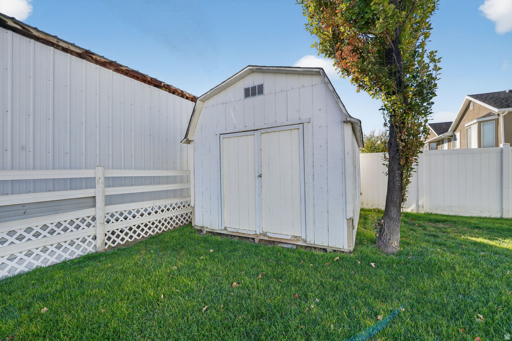 2873 S PIKA DR West Valley City, UT 84128