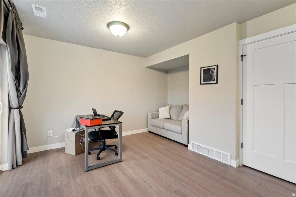 3217 W 2450 N Lehi, UT 84043