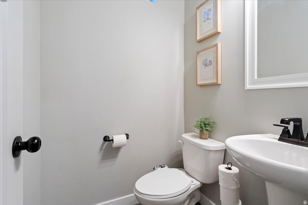 3217 W 2450 N Lehi, UT 84043