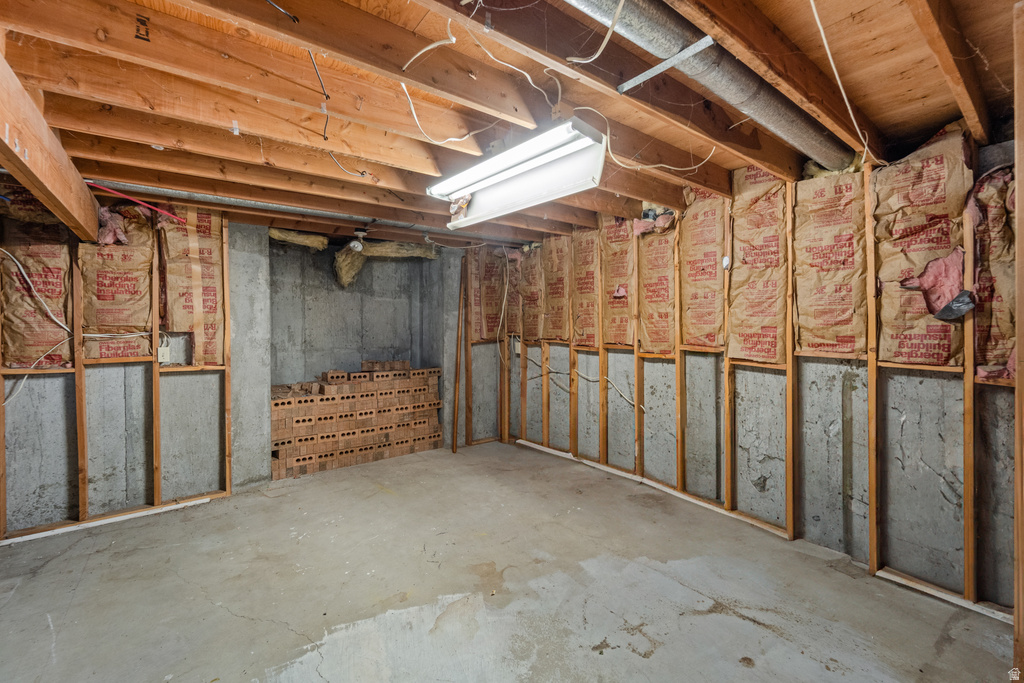 4179 S 6580 W West Valley City, UT 84128