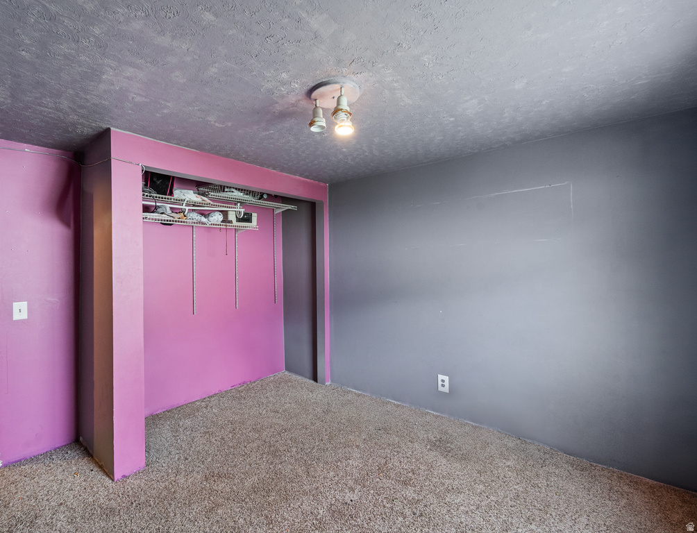 4179 S 6580 W West Valley City, UT 84128