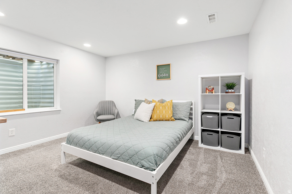 2443 E HITCHING POST DR Eagle Mountain, UT 84005