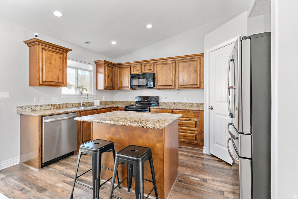 2443 E HITCHING POST DR Eagle Mountain, UT 84005