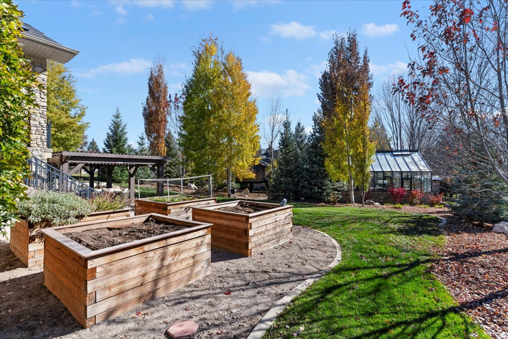 5257 FRONTIER DR Mountain Green, UT 84050