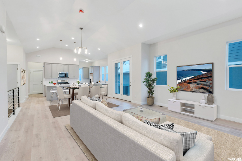 7628 S CLIPPER HILL RD #303 West Jordan, UT 84081