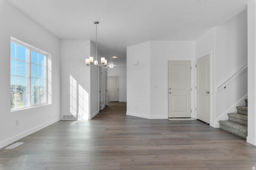 923 W KINGFISHER RD Stansbury Park, UT 84074