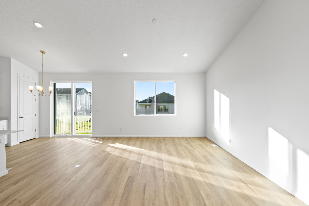 223 W 800 #344 Willard, UT 84340