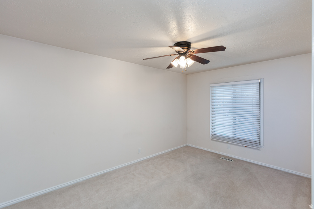 624 MOUNTAINEER CIR Tooele, UT 84074